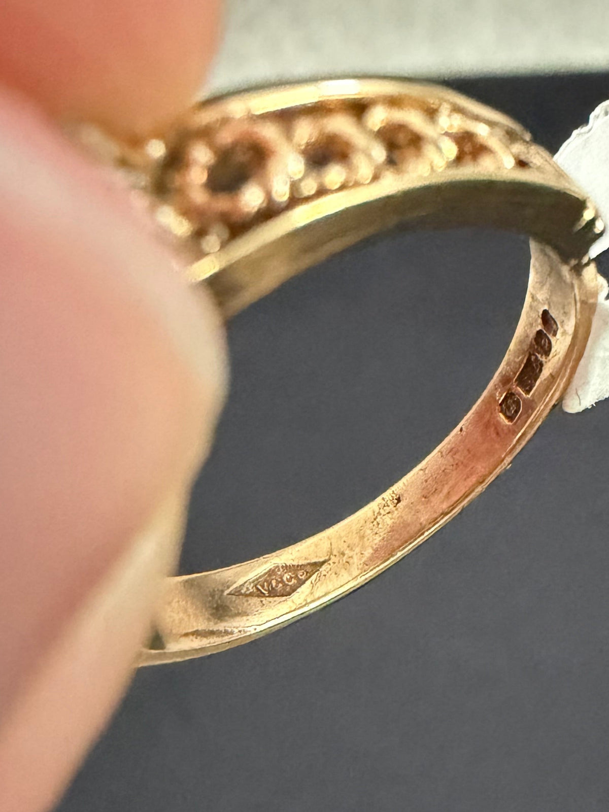 9ct Yellow and White Gold Diamond Claw Set Cluster Ring with Twist Wire Circle Inset Shoulders