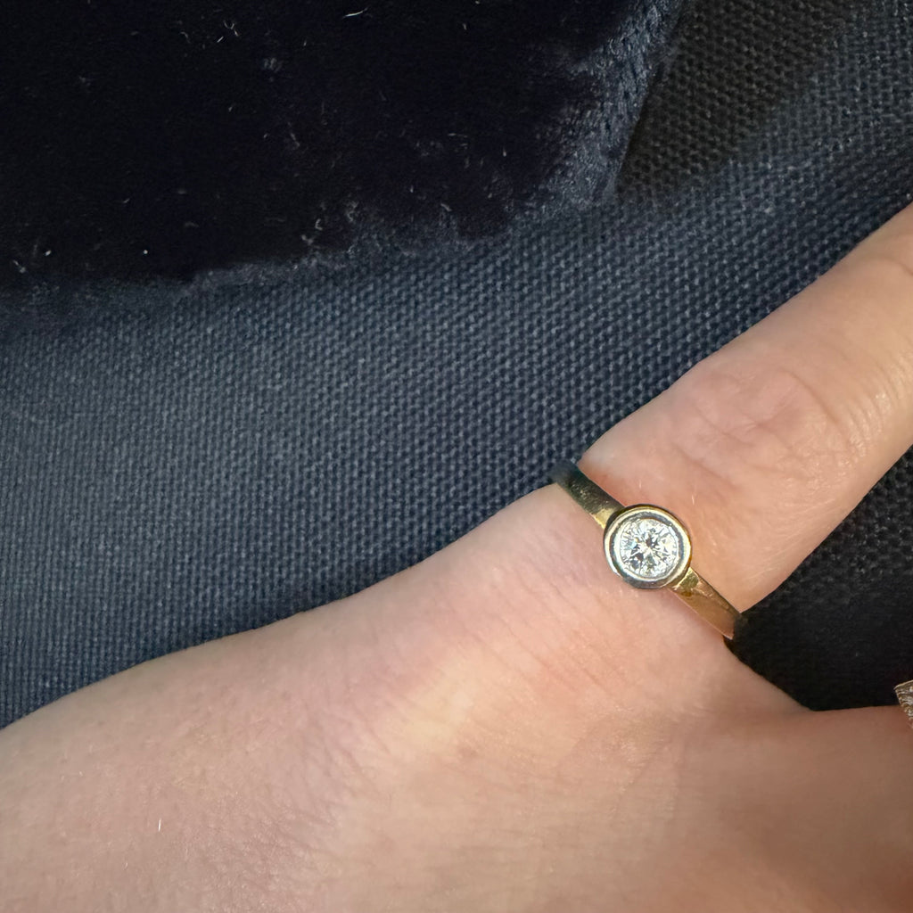 18ct Yellow and White Gold Rub Over Set, Single Diamond Ring