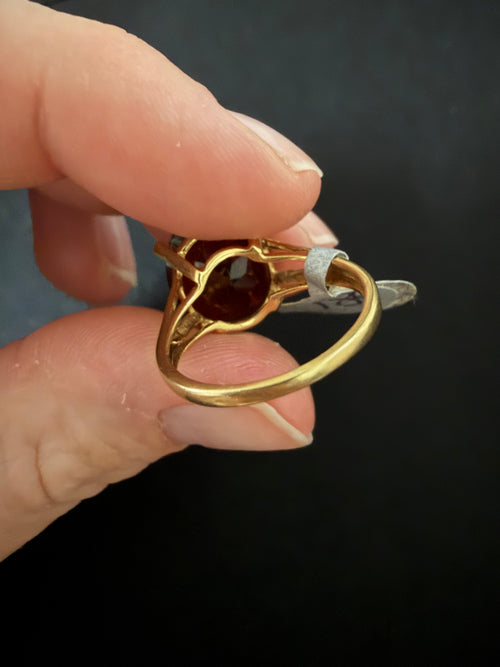 18ct Yellow Gold Ring