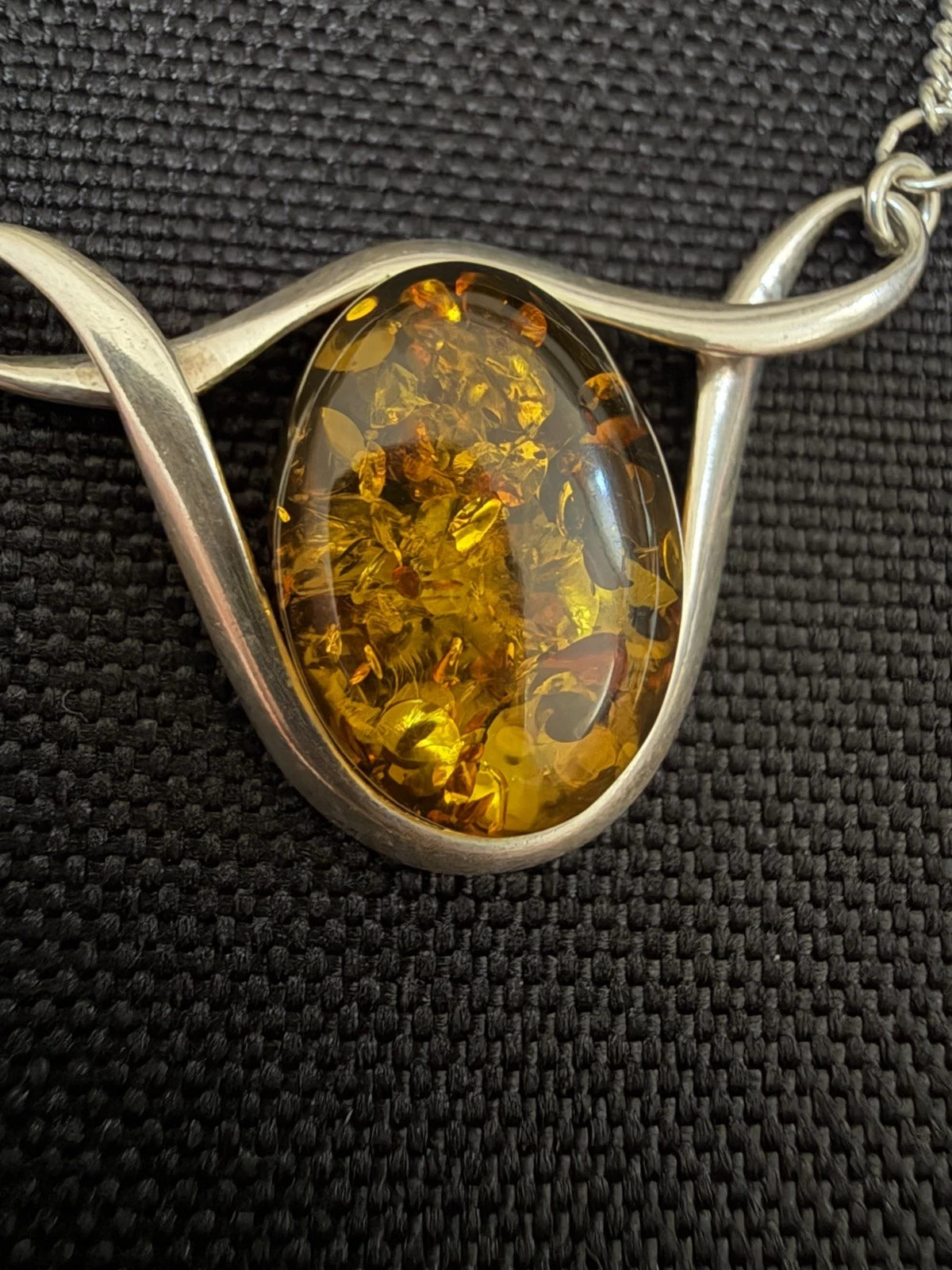 Silver Green Amber Pendant Oval Set In Centre Of Flat Curb Link Chain