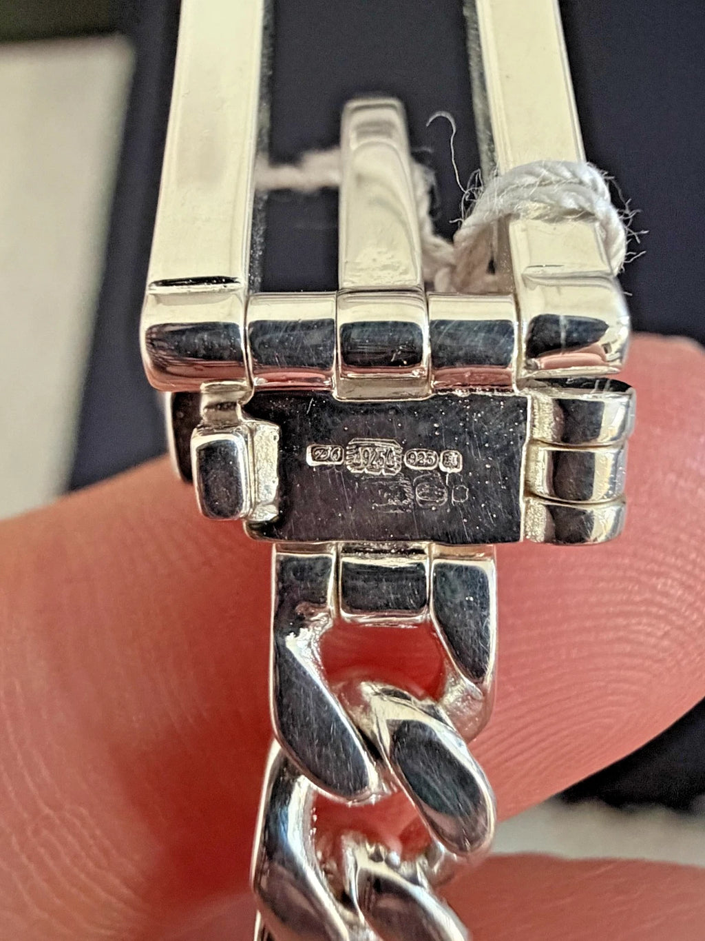 Silver 925 Quinn Marked Buckle Up Flat Curb Link Bracelet