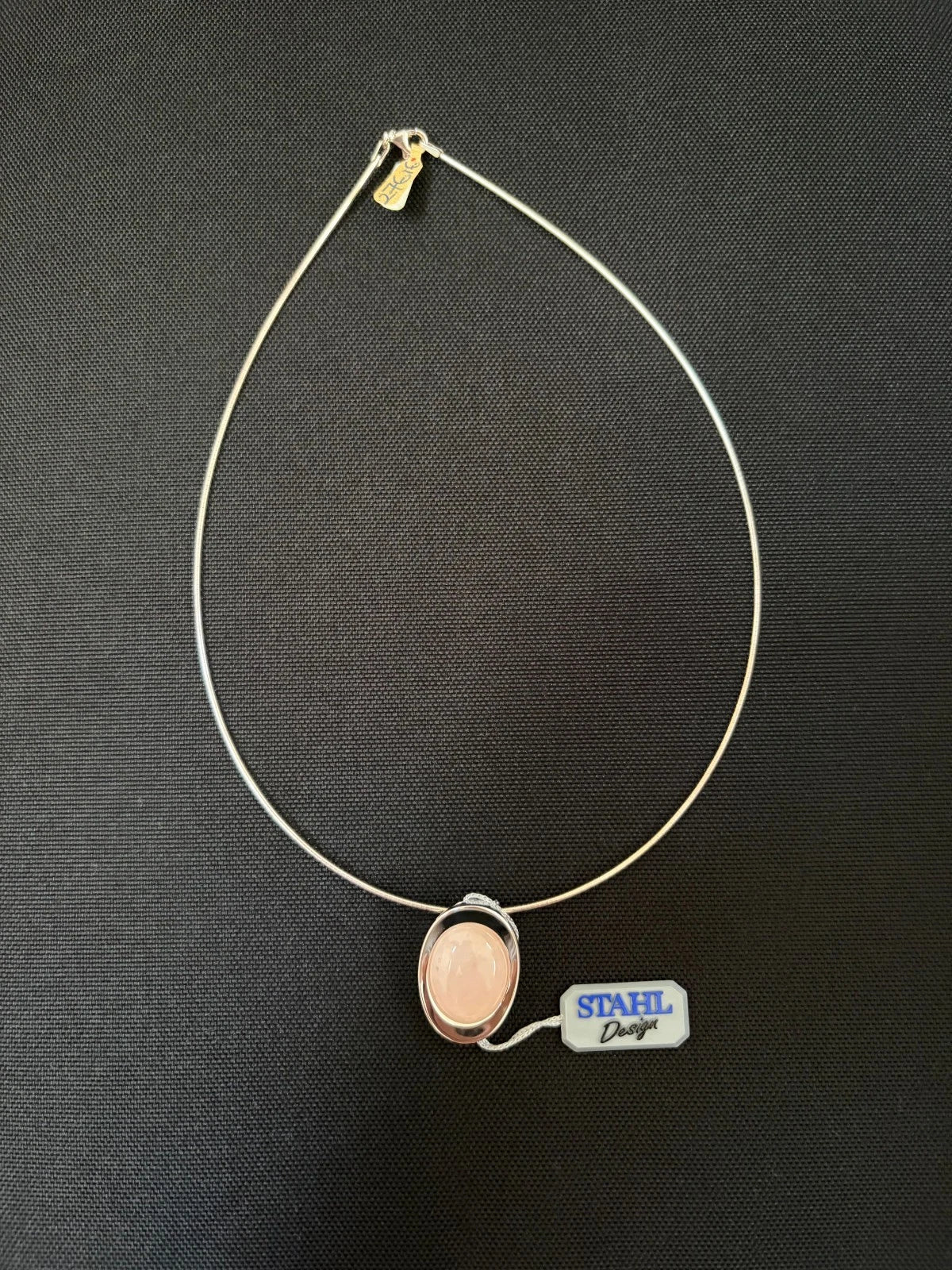 925 Silver Stamped Collar with Cavachon Cut Rose Quartz Pendant