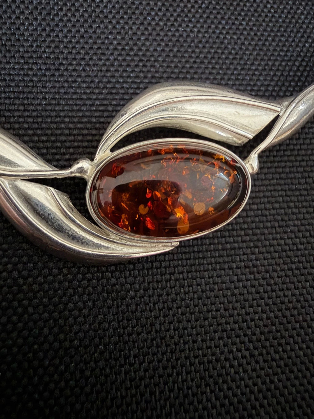 Silver Oval Amber Set In A Crossover Of Silver on Handmade Long Bar Link Chain