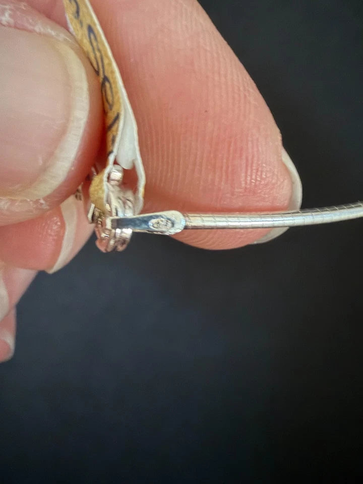 925 Silver Stamped Collar with Cavachon Cut Rose Quartz Pendant
